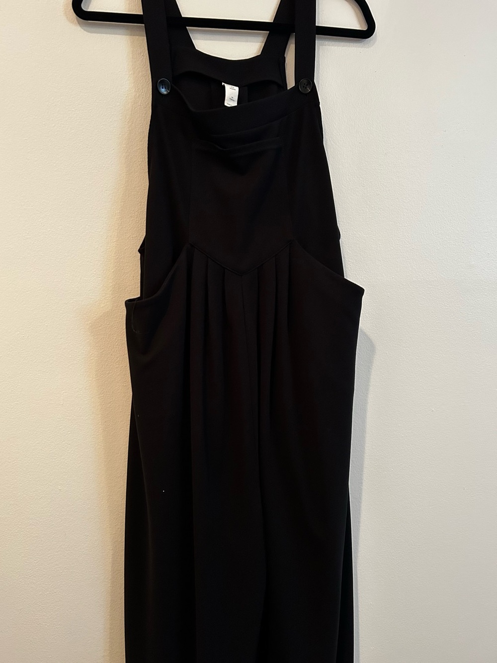 HALARA Black Pinafore Overall